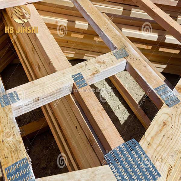 Roof truss joining plates