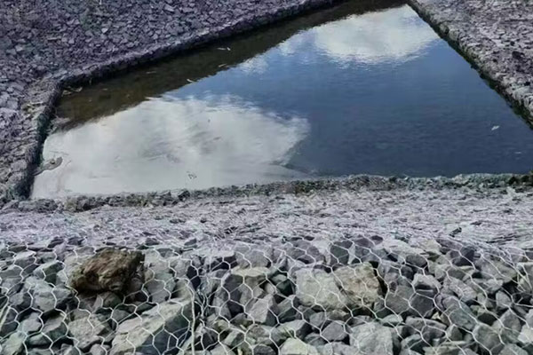 கேபியன் பயன்படுத்தப்பட்ட சாய்வு பாதுகாப்பு / அரிப்பு கட்டுப்பாடு